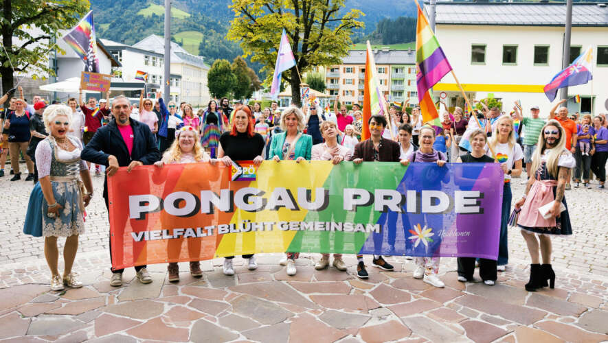 600 Personen kamen zur Pongau Pride Premiere in St. Johann